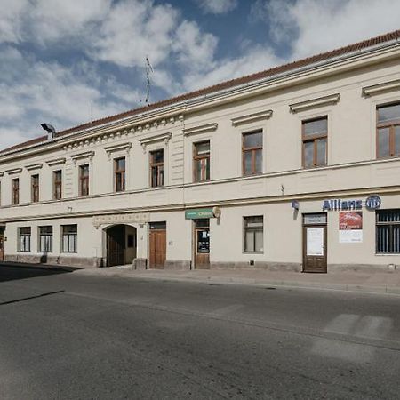 Apartman 3, Suvorovova 158 Cesky Brod Dış mekan fotoğraf