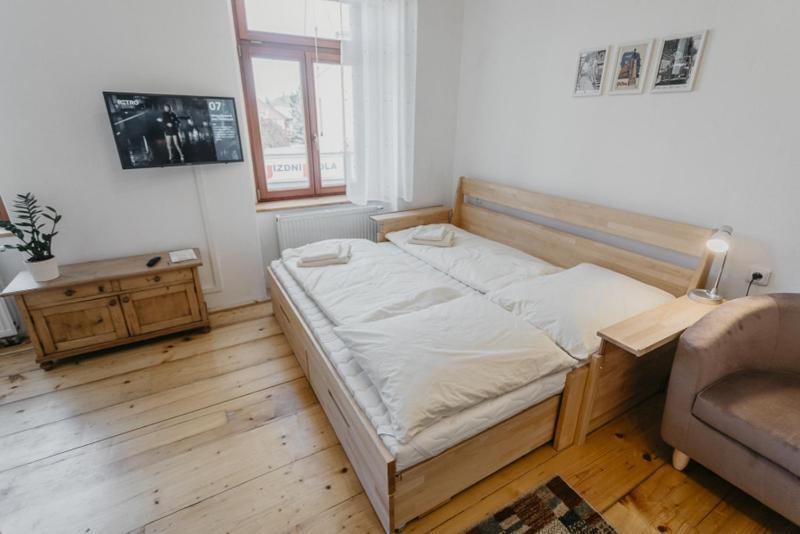 Apartman 3, Suvorovova 158 Cesky Brod Dış mekan fotoğraf