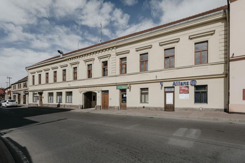Apartman 3, Suvorovova 158 Cesky Brod Dış mekan fotoğraf